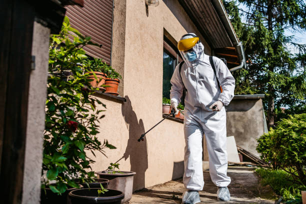 Best Cockroach Control Services  in Farmville, VA